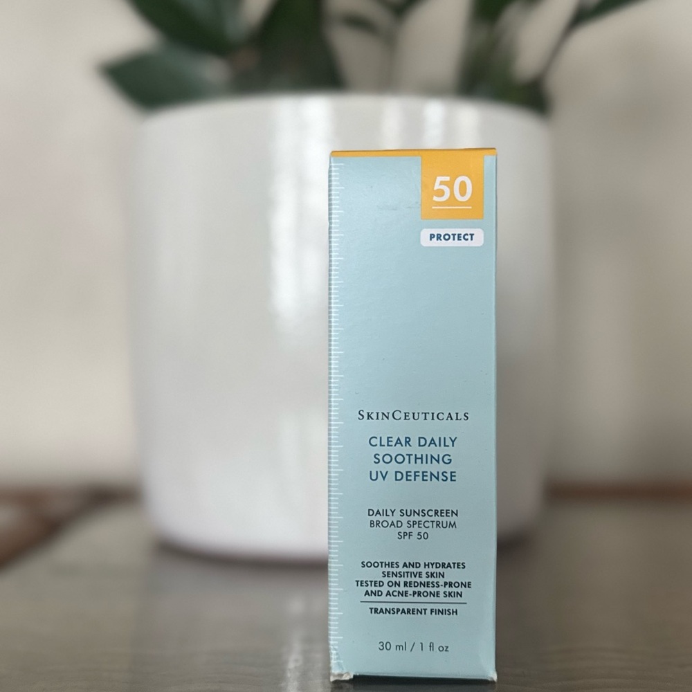 SkinCeuticals Clear Daily Soothing UV Defense SPF 50